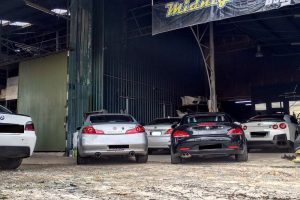 Bengkel kereta di Papar, Malaysia